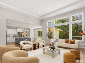 5541 Skyfall Place NW, Bremerton WA 98312