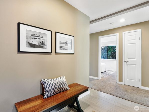 2618 4th Avenue N 504, Seattle WA 98109