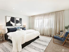 2618 4th Avenue N 504, Seattle WA 98109