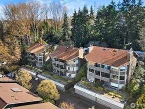 2618 4th Avenue N 504, Seattle WA 98109