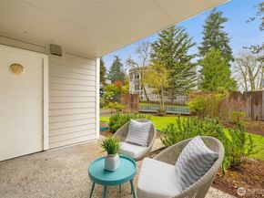 4202 Factoria Blvd SE D2, Bellevue WA 98006