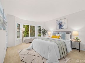 4202 Factoria Blvd SE D2, Bellevue WA 98006