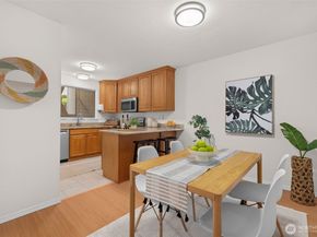 4202 Factoria Blvd SE D2, Bellevue WA 98006