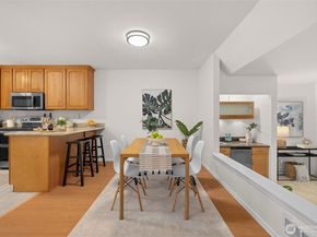 4202 Factoria Blvd SE D2, Bellevue WA 98006