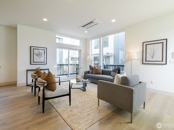 3007 S Dakota Street, Seattle WA 98108