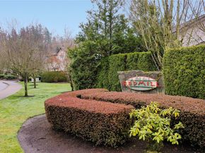 17761 134th Lane SE, Renton WA 98058