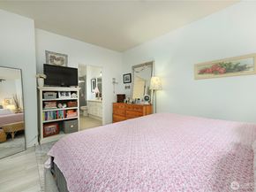 17761 134th Lane SE, Renton WA 98058