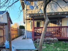 3930 205th Place SW, Lynnwood WA 98036