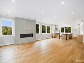 13105 SE 19th Court, Bellevue WA 98005