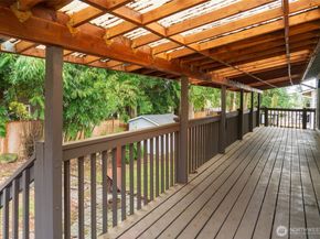 17529 Brook Boulevard, Bothell WA 98012