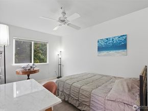 5705 200th Street SW D, Lynnwood WA 98036