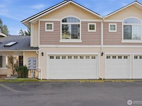 5705 200th Street SW D, Lynnwood WA 98036