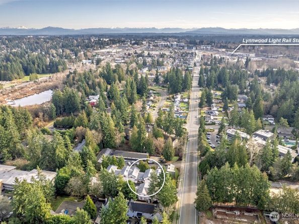 5705 200th Street SW D, Lynnwood WA 98036