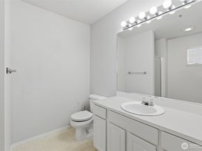 5705 200th Street SW D, Lynnwood WA 98036