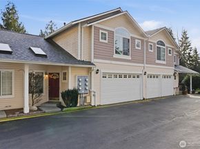 5705 200th Street SW D, Lynnwood WA 98036