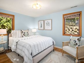 5606 59th Avenue NE, Seattle WA 98105