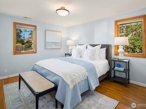 5606 59th Avenue NE, Seattle WA 98105