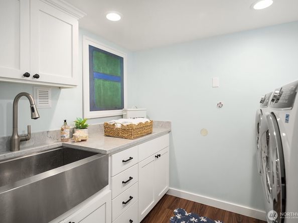5606 59th Avenue NE, Seattle WA 98105
