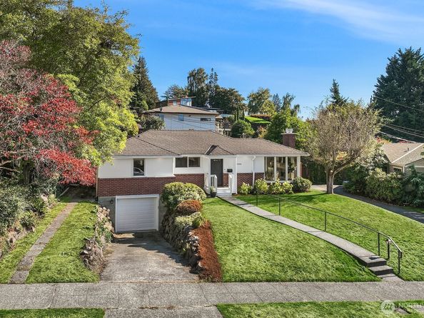 5606 59th Avenue NE, Seattle WA 98105