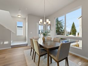 7027 Rainier Drive A, Everett WA 98203