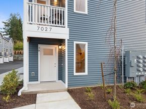 7027 Rainier Drive A, Everett WA 98203