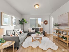 7027 Rainier Drive A, Everett WA 98203