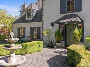 12628 72nd Avenue NE, Kirkland WA 98034