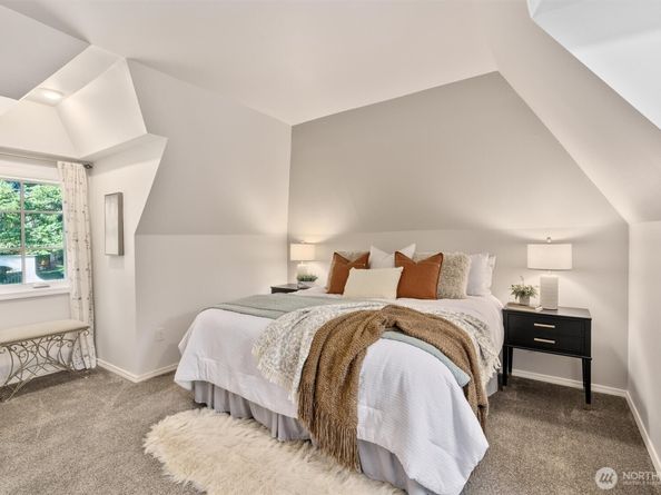 12628 72nd Avenue NE, Kirkland WA 98034