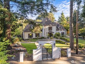12628 72nd Avenue NE, Kirkland WA 98034