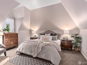 12628 72nd Avenue NE, Kirkland WA 98034