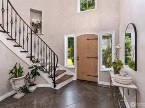 12628 72nd Avenue NE, Kirkland WA 98034