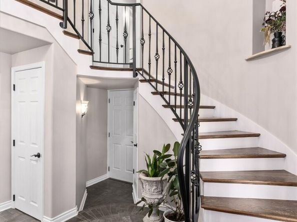 12628 72nd Avenue NE, Kirkland WA 98034