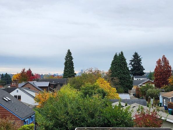 1315 N 85th Street, Seattle WA 98103