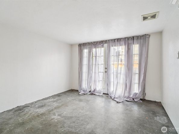 1315 N 85th Street, Seattle WA 98103