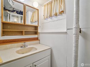 1315 N 85th Street, Seattle WA 98103