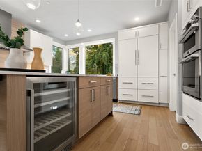 13068 SE 19th Court, Bellevue WA 98005