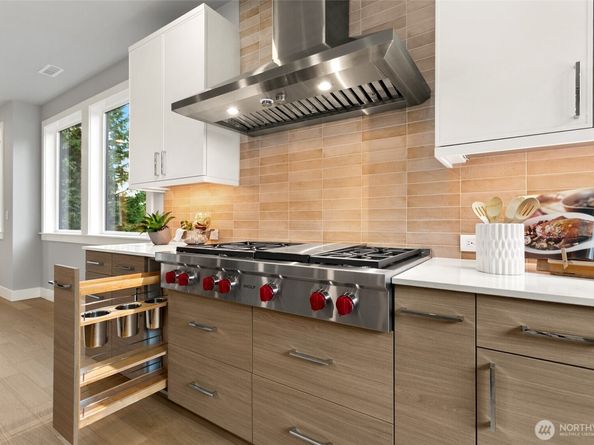 13068 SE 19th Court, Bellevue WA 98005