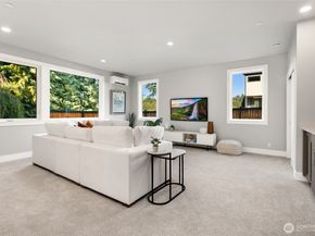 13068 SE 19th Court, Bellevue WA 98005