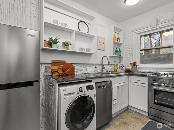 2132 5th Avenue 201, Seattle WA 98121