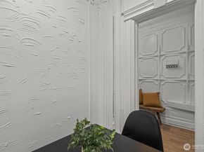 2132 5th Avenue 201, Seattle WA 98121