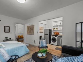 2132 5th Avenue 201, Seattle WA 98121