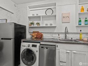 2132 5th Avenue 201, Seattle WA 98121