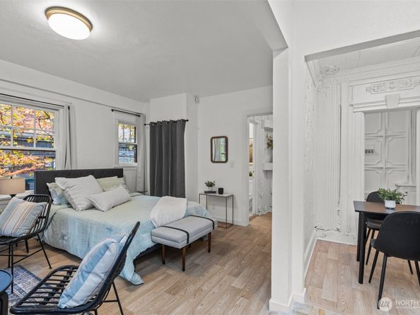 2132 5th Avenue 201, Seattle WA 98121