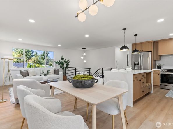 9548 3rd Avenue NW, Seattle WA 98117