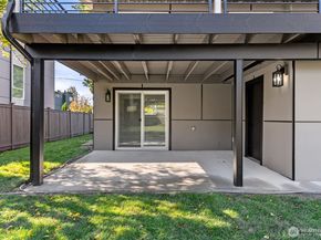 9548 3rd Avenue NW, Seattle WA 98117