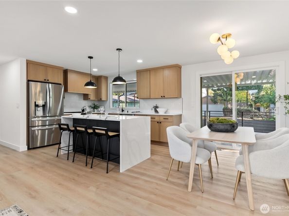 9548 3rd Avenue NW, Seattle WA 98117