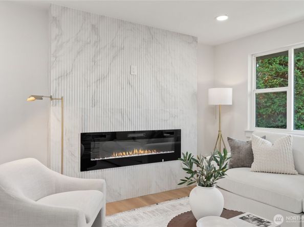 9548 3rd Avenue NW, Seattle WA 98117