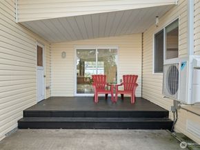 8850 NE Point No Point Road, Hansville WA 98340