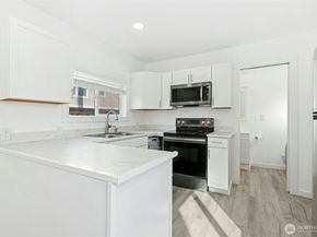 1926 Colby Avenue, Everett WA 98201
