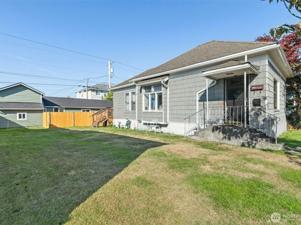 1926 Colby Avenue, Everett WA 98201